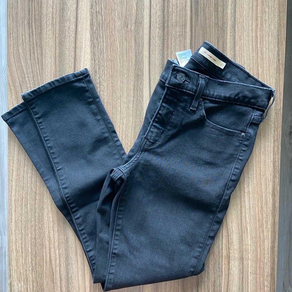 Women’s Levi’s Black skinny jeans size 27